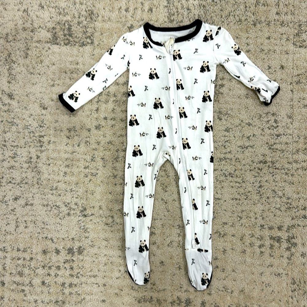 Kyte 6-12 month Panda onesie